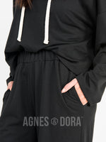 Agnes & Dora™ Lounge Crop Black