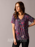 Agnes & Dora™ Straight Fit Tee V-Neck Lilac Floral