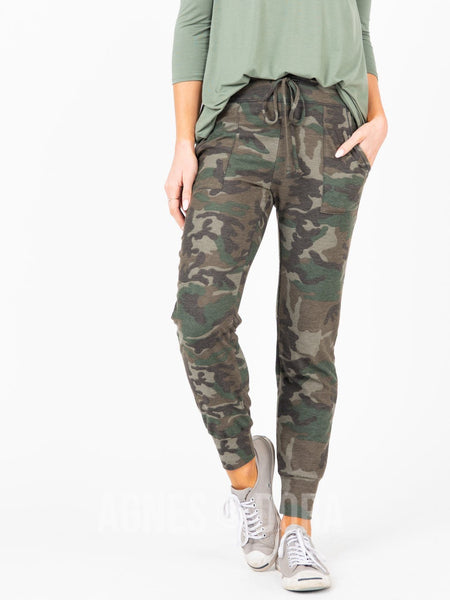 Agnes & Dora™ Classic Jogger Olive Camo