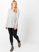 Agnes & Dora™ Muse Top Ivory/Black