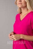 Agnes & Dora™ Straight Fit Tee V-Neck Magenta