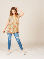 Agnes & Dora™ Muse Top Ivory/Coral Floral