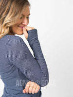 Agnes & Dora™ Fitted Tee Long Sleeve with Thumbhole Navy/Ivory