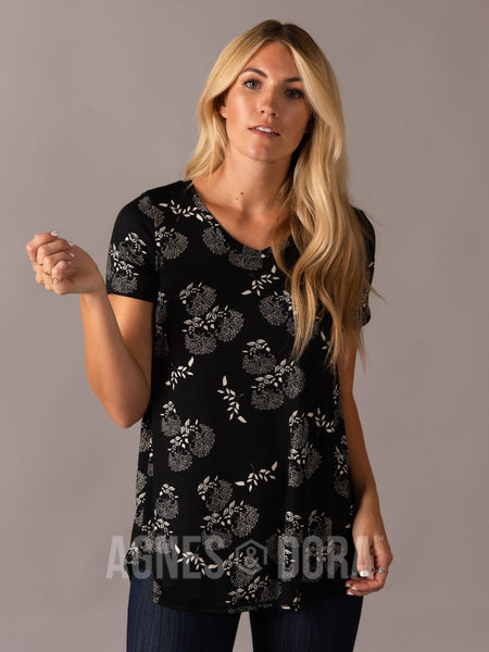 Agnes & Dora™ Everyday Tee V-Neck Black Floral