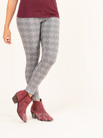 Agnes & Dora™ Knit Jegging Houndstooth - Tonal Gray (reenforced elastic waistband)