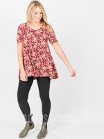 Agnes & Dora™ Muse Top Burgundy Floral