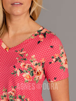 Agnes & Dora™ Everyday Tee V-Neck Pink Floral/Dots