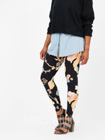 Agnes & Dora™ Leggings Vintage Botanical Black