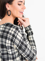 Agnes & Dora™ Urban Pullover V-Neck B&W Plaid