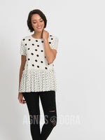 Agnes & Dora™ Relaxed Ruffle Tee B&W Polka Dot Mix