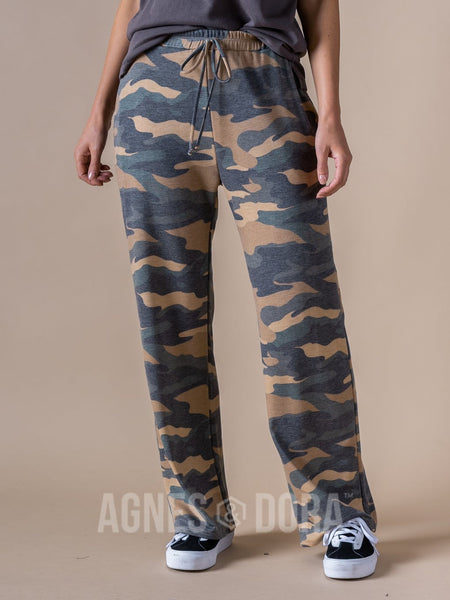 Agnes & Dora™ Sunrise Pant Tan/Olive Camo